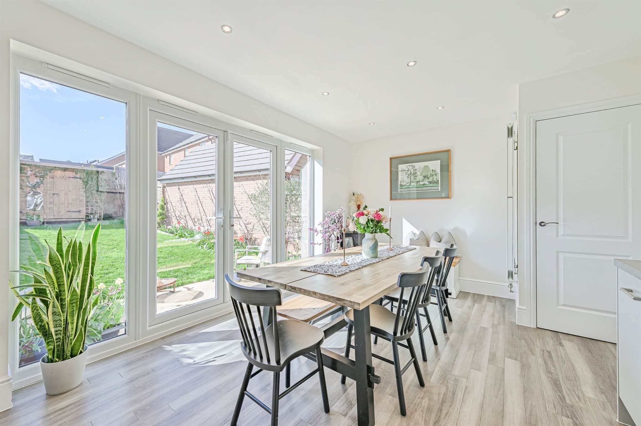Property at Rangemoor Crescent, Amington, Tamworth