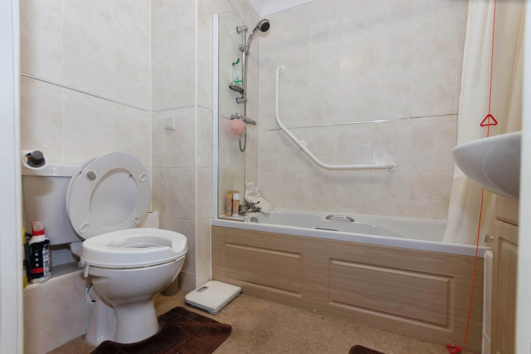 Property at Stratford Road, Hall Green, Birmingham