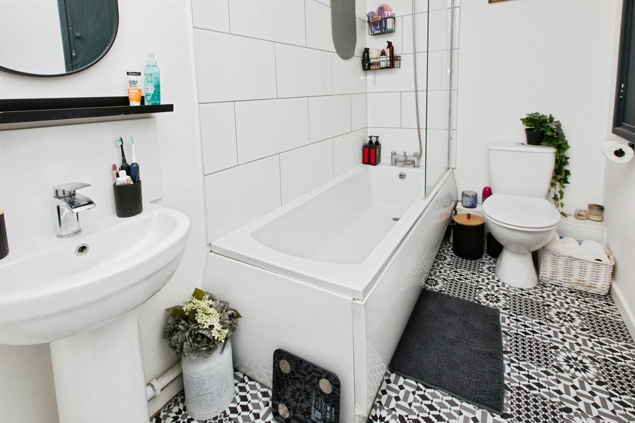 Property at Temple Close, BURTON-ON-TRENT