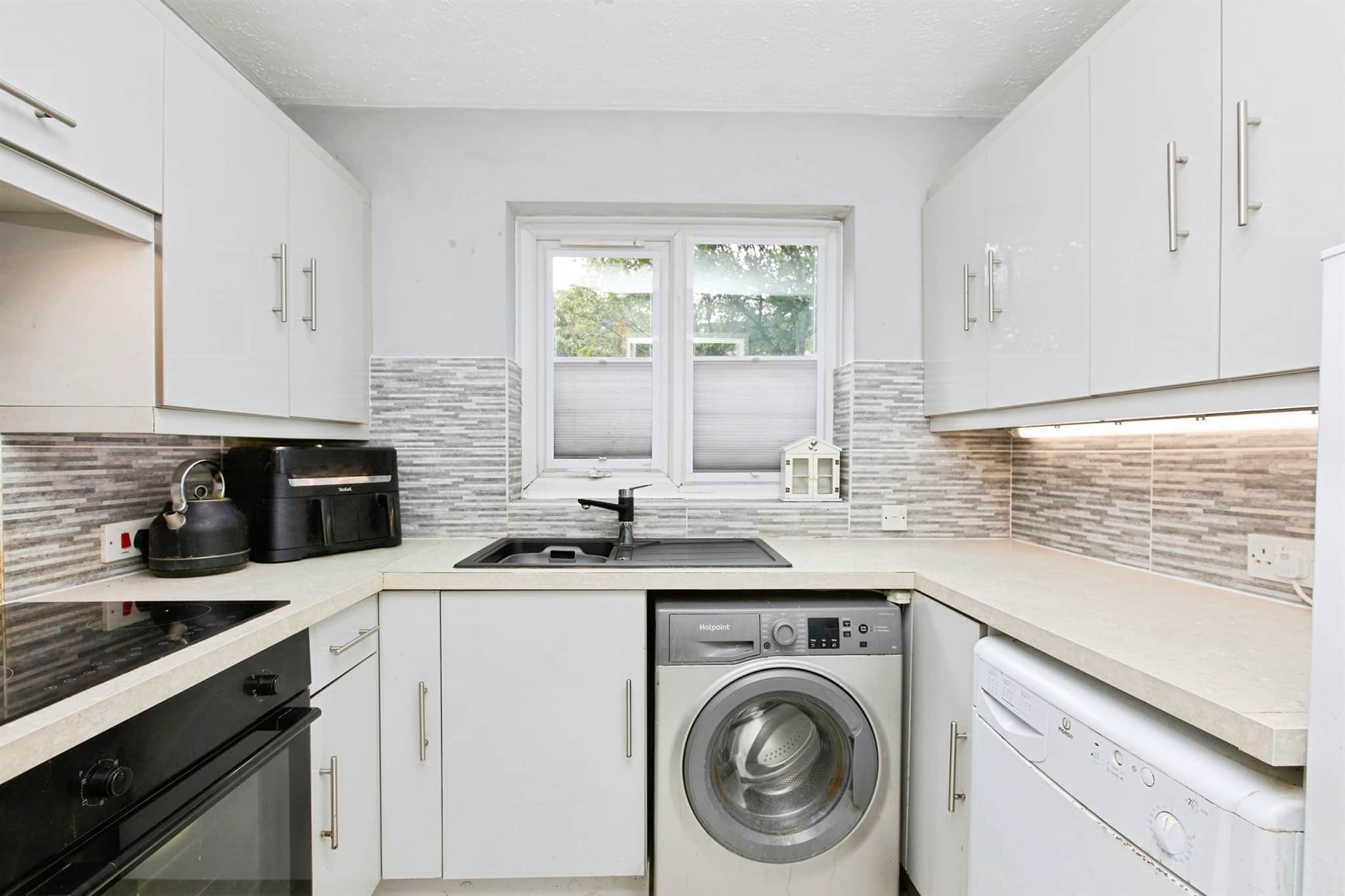 Property at Derwent Close, Burton-On-Trent