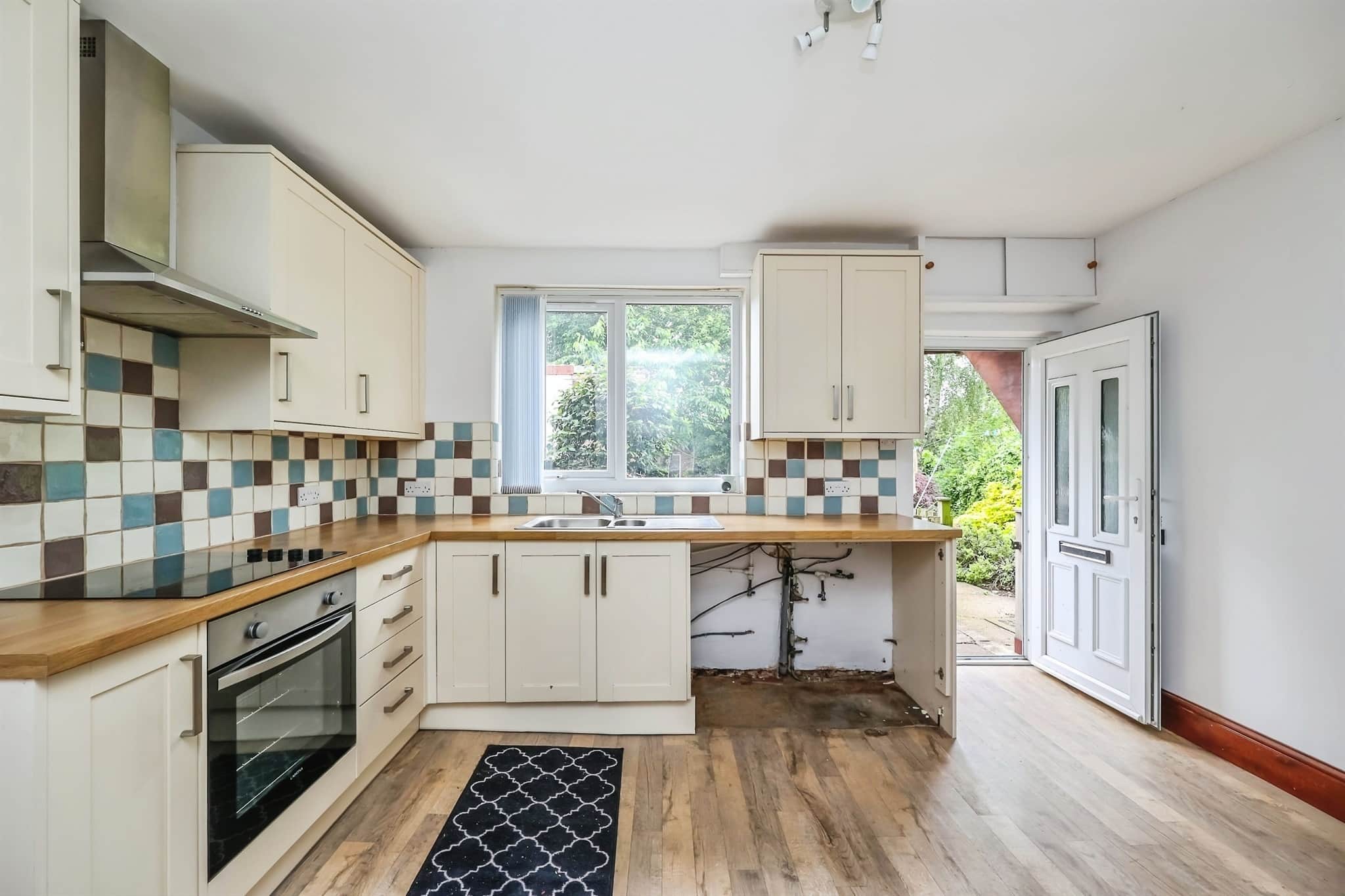 Property at Mansfield Road, Underwood, Nottingham