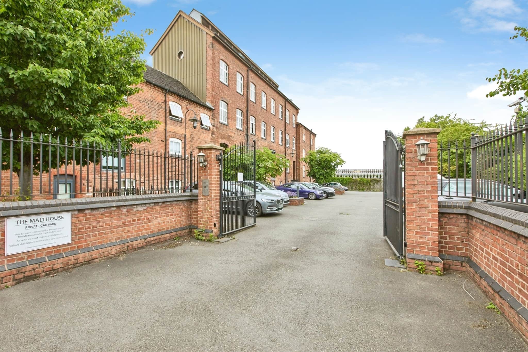 Property at Horninglow Street, Burton-On-Trent