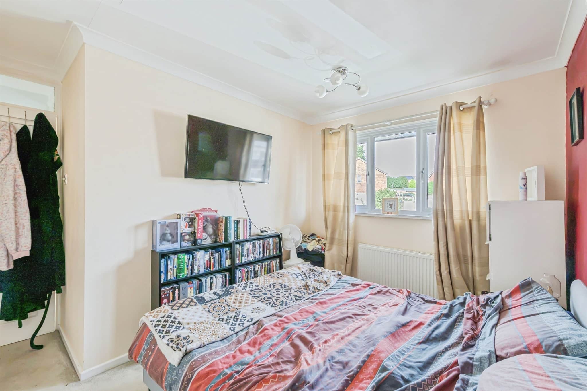 Property at Hebden, Wilnecote, Tamworth