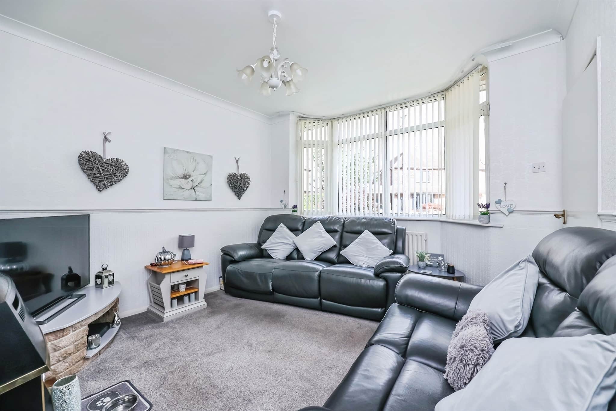 Property at Edmund Grove, Hucknall, Nottingham