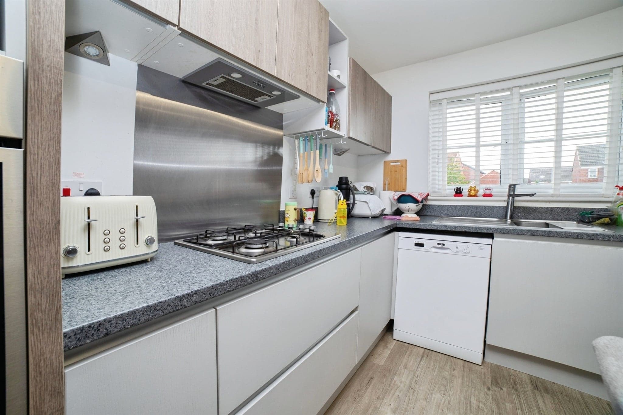Property at Rosebay Gardens, Clipstone Village, Mansfield