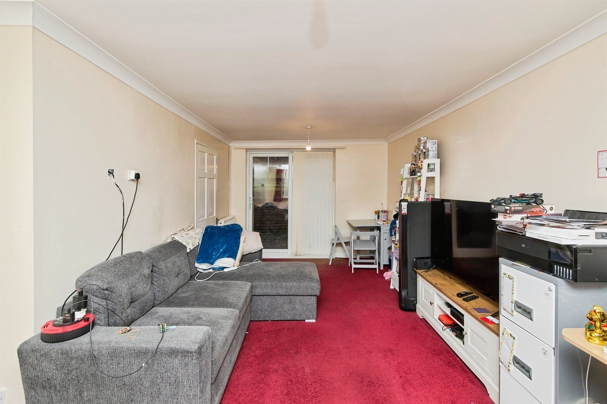 Property at Dunedin Crescent, Burton-On-Trent
