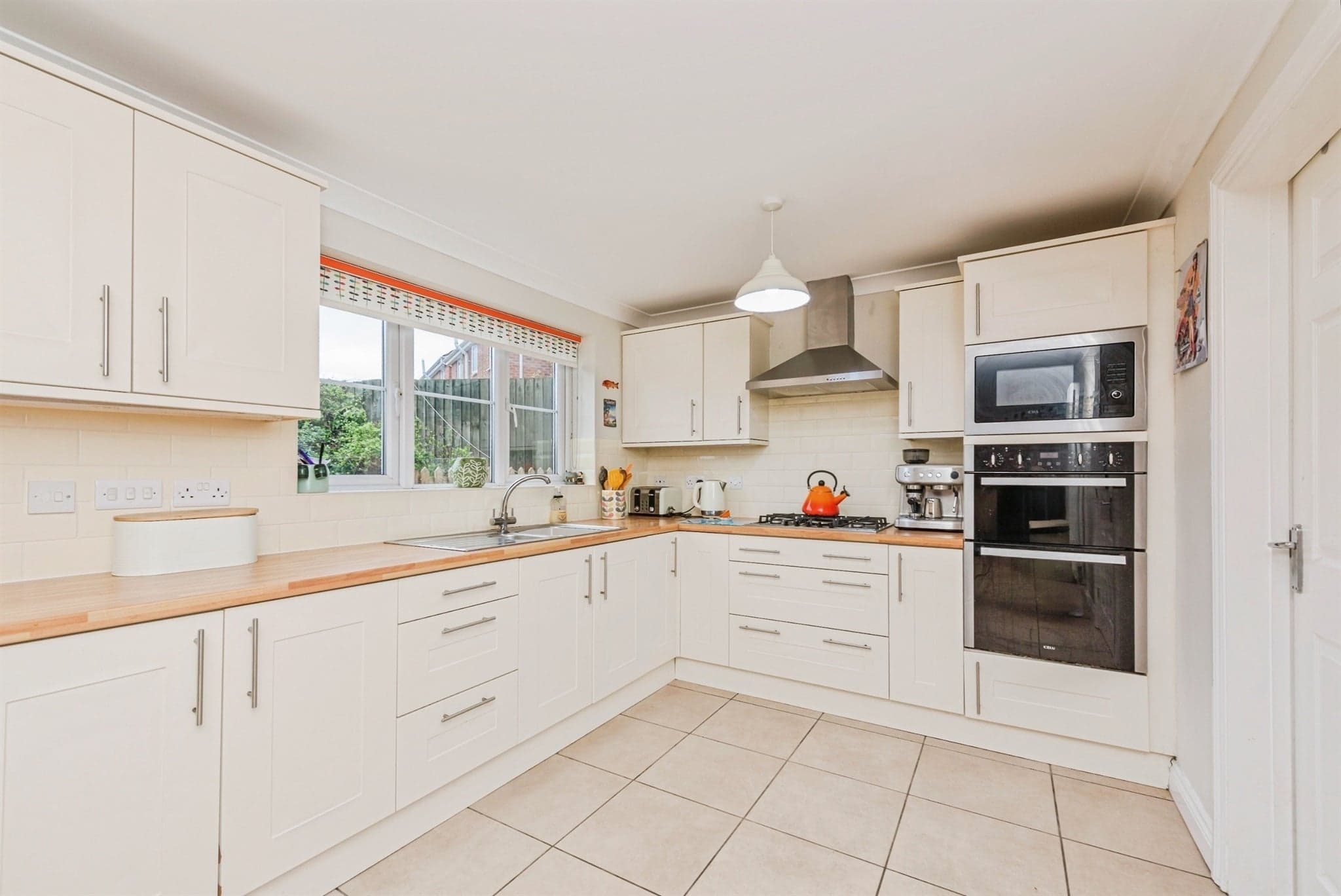 Property at Dumolos Lane, Glascote, Tamworth