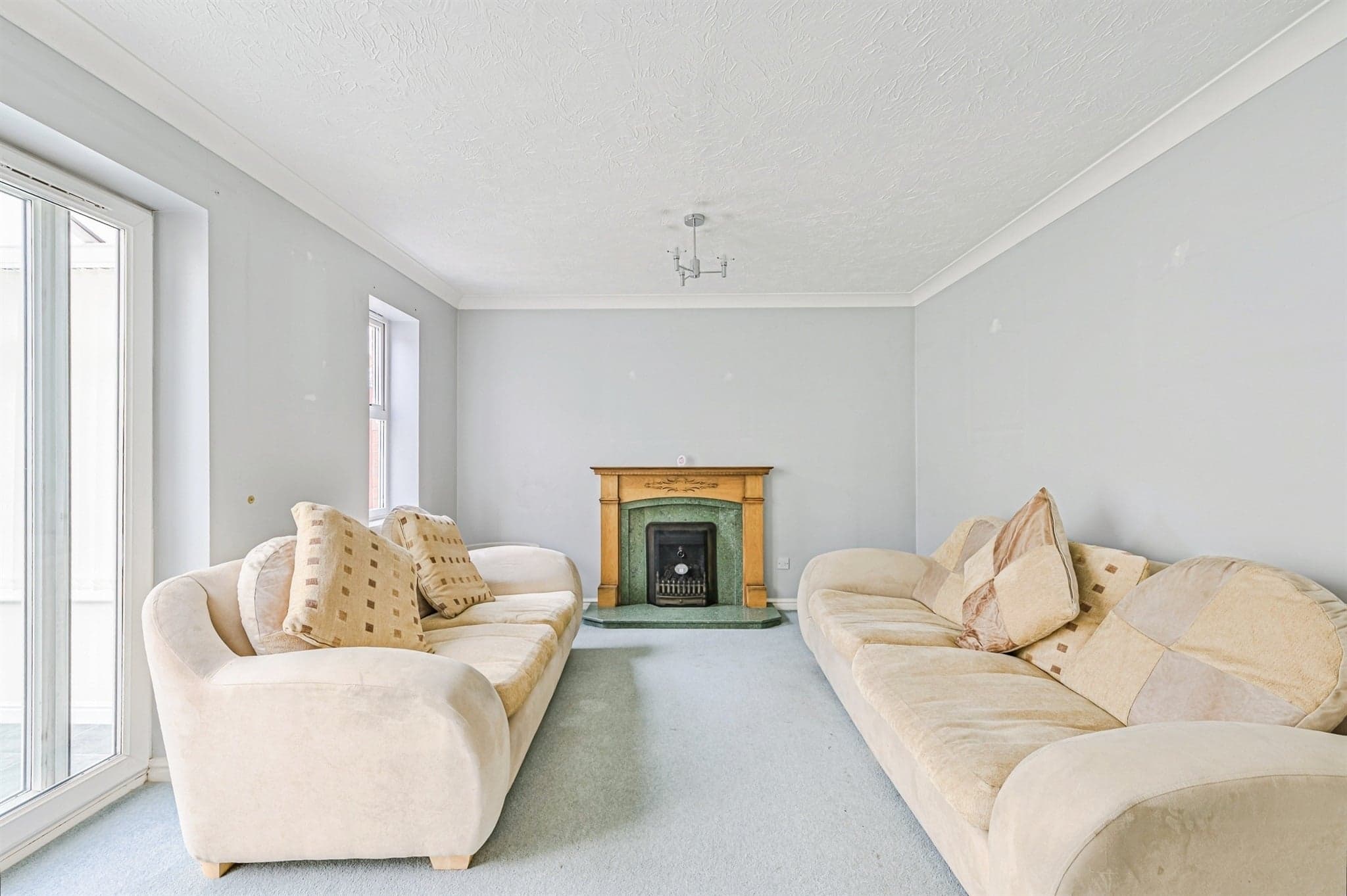 Property at Orkney Drive, Wilnecote, Tamworth