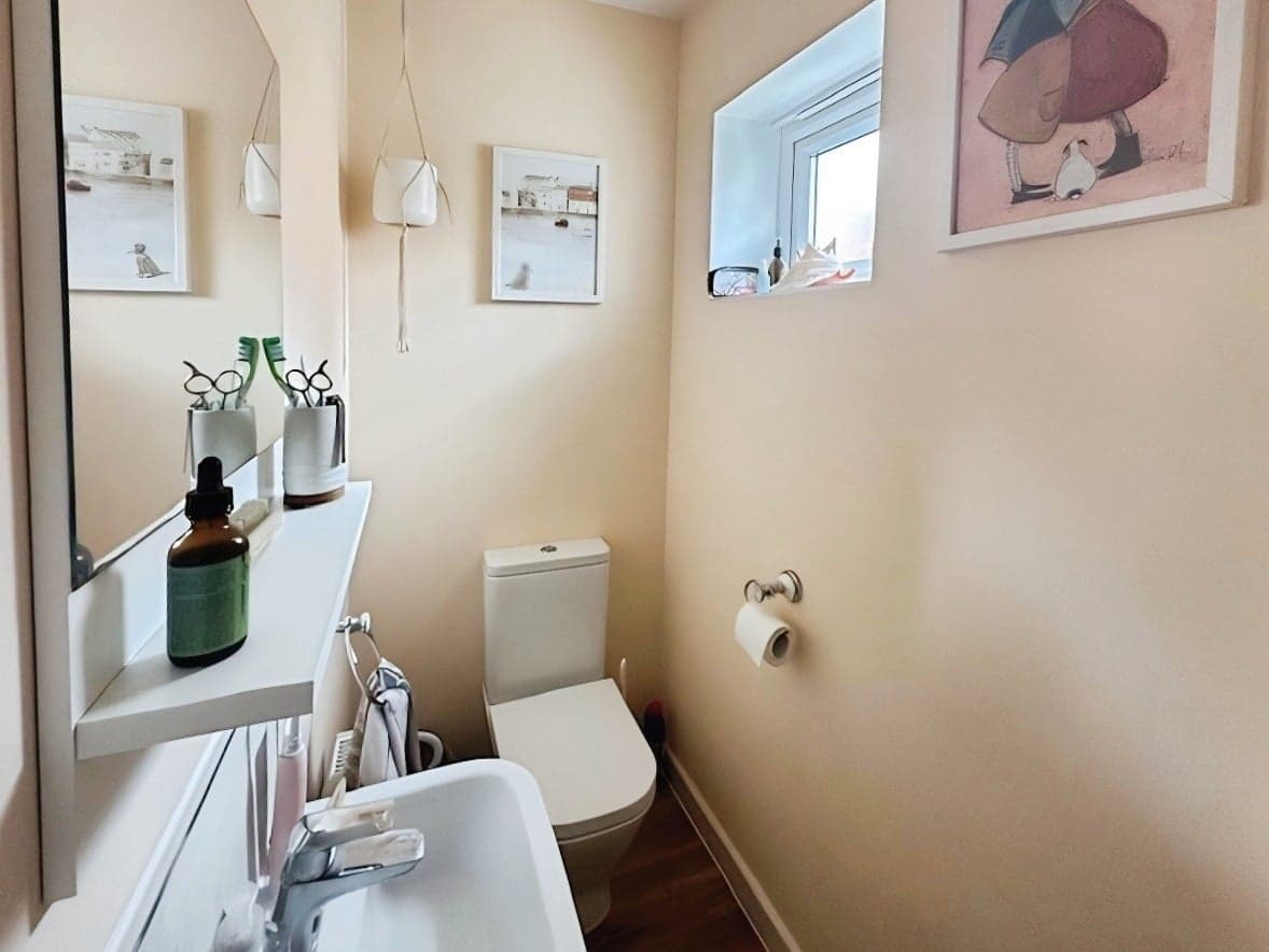 Property at Canberra Close, Castle Donington, Derby