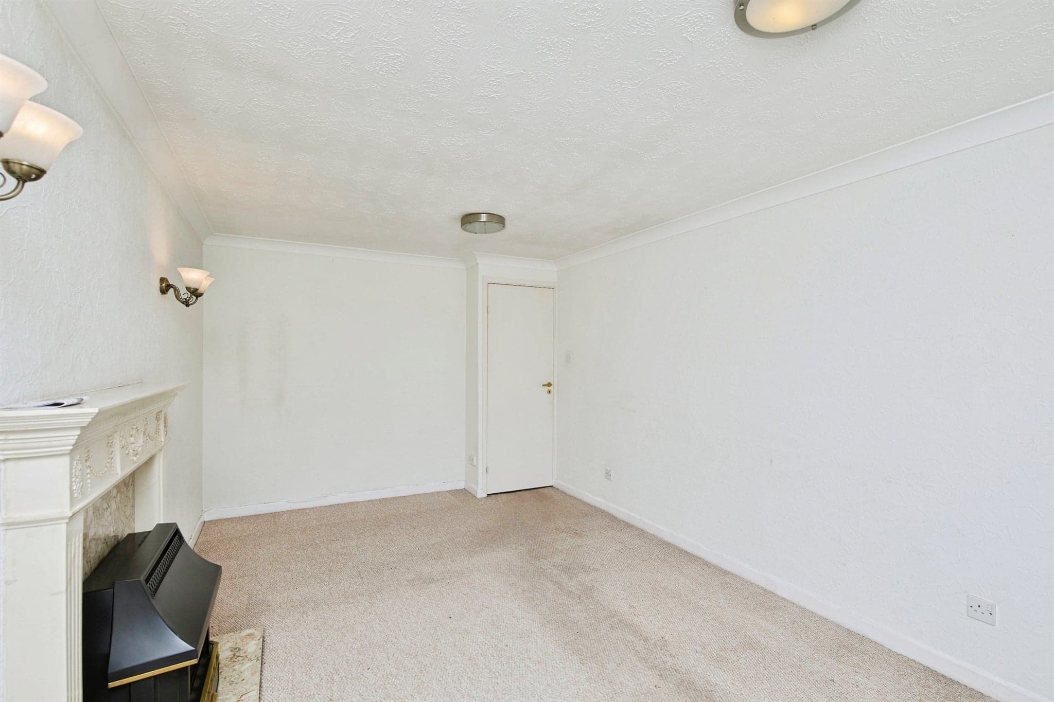 Property at Chatsworth Drive, Tutbury, Burton-On-Trent