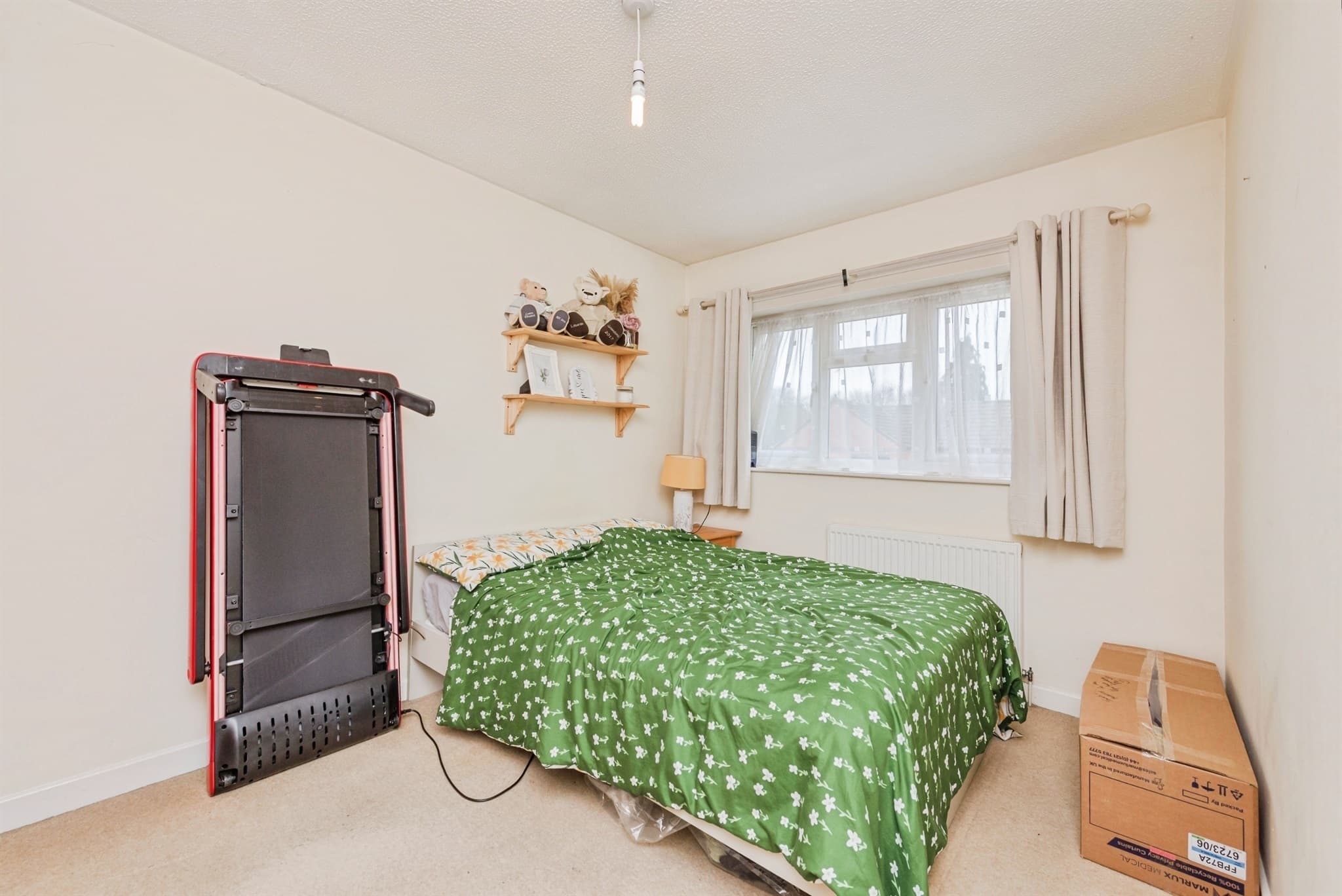 Property at Glovers Close, Atherstone