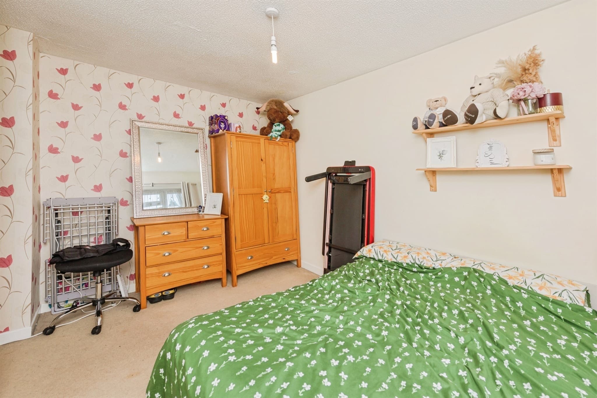 Property at Glovers Close, Atherstone
