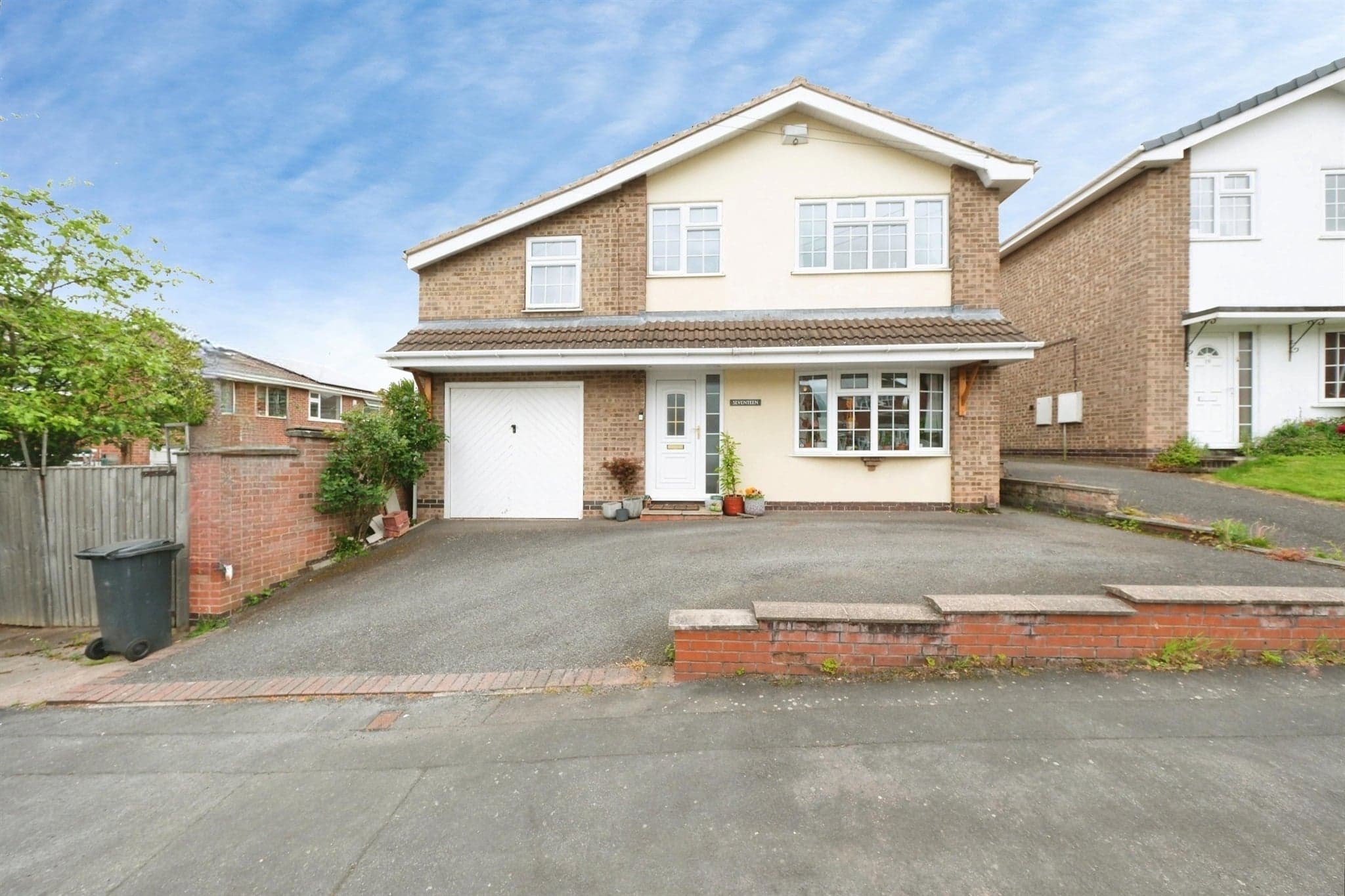 Property at Queensway, Castle Donington, Derby