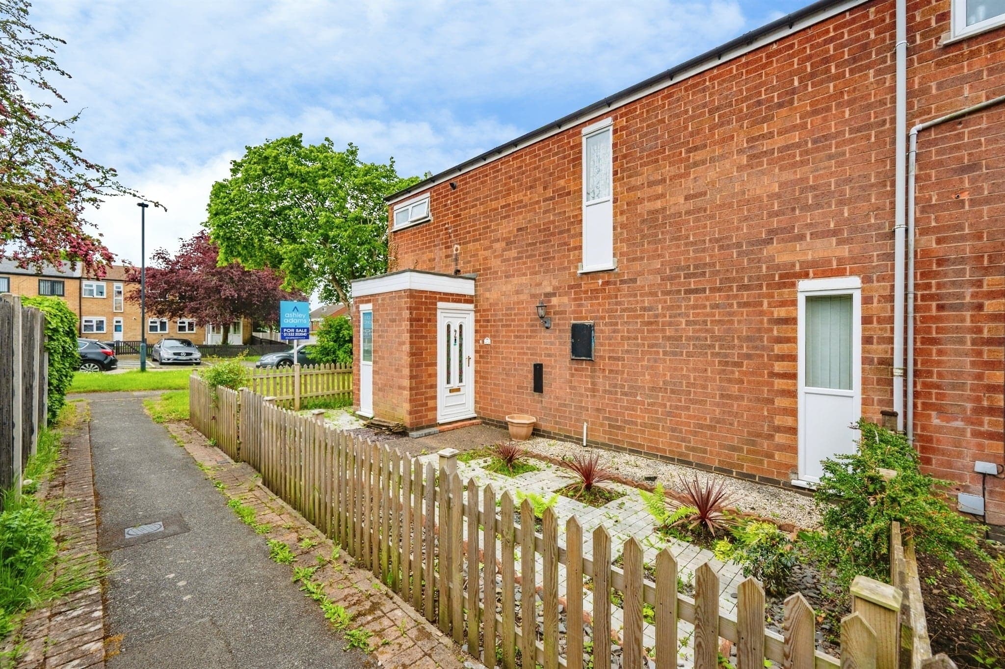Property at Montrose Close, Sinfin, Derby