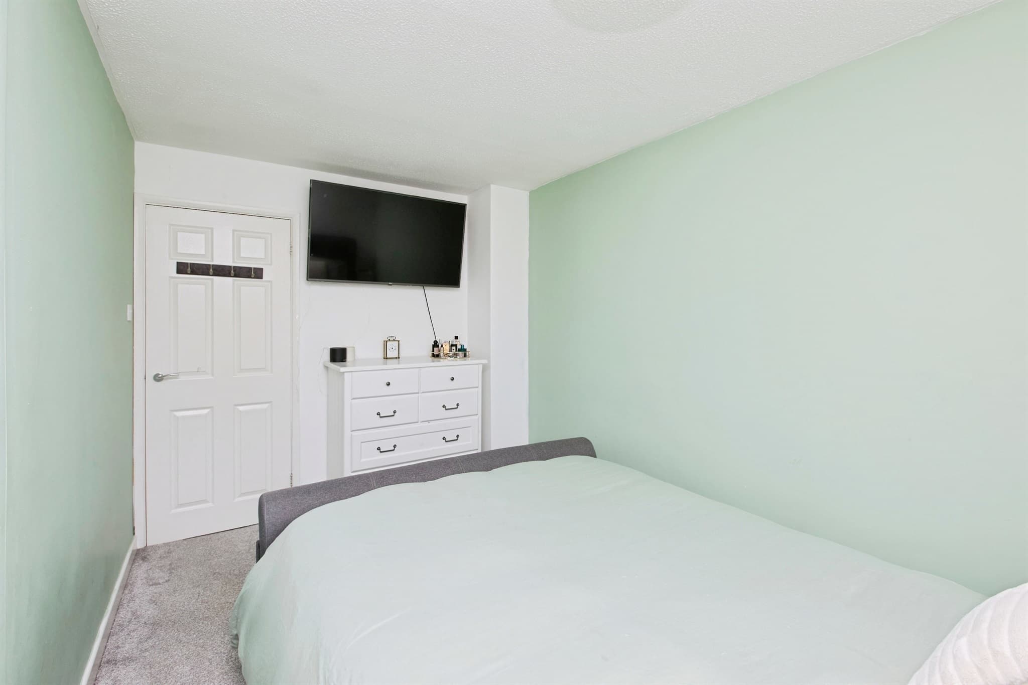 Property at Finch Close, Woodville, SWADLINCOTE